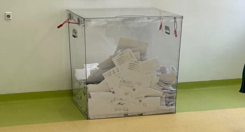Wybory 2023 - kto zwycięża w powiecie sochaczewskim?
