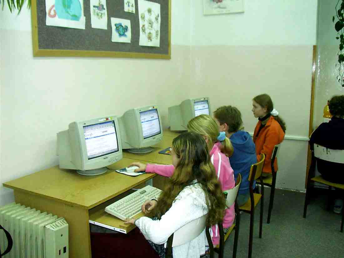 Młodzi, profesjonalni dziennikarze