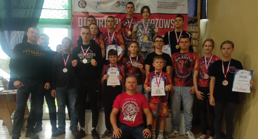 Deszcz medali dla Dragonów