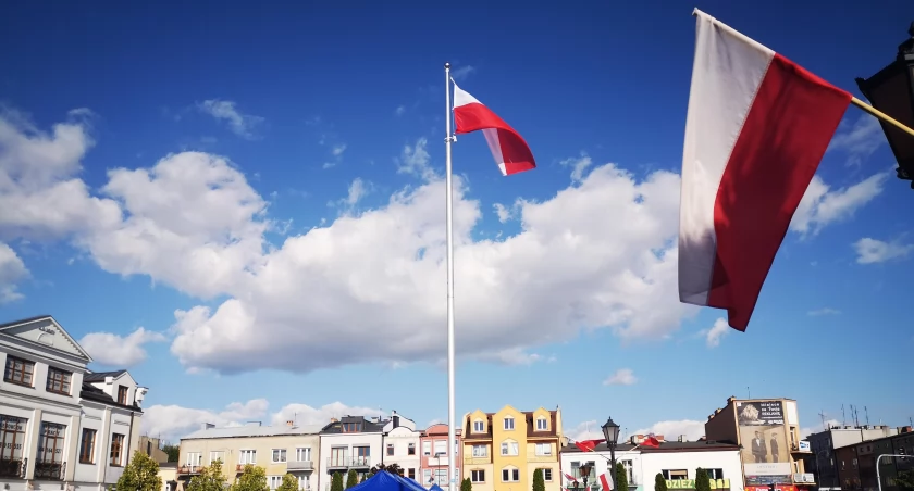 Narodowe Święto Niepodległości w Sochaczewie - inscenizacja i zabytkowe pojazdy 