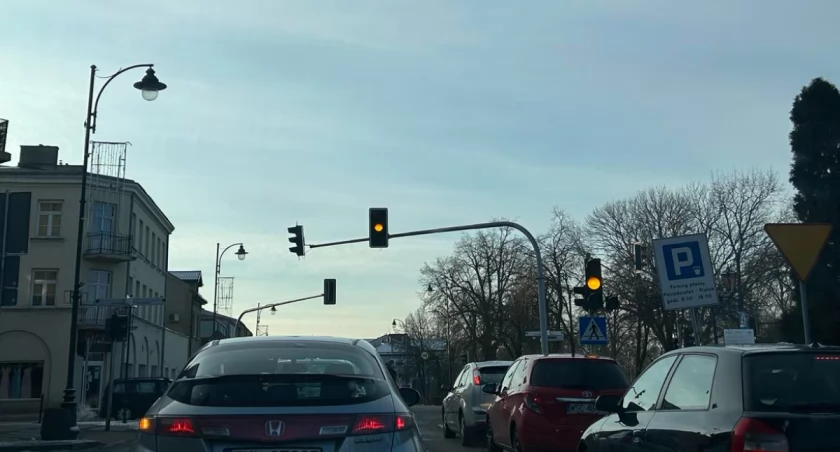 Sygnalizacja na skrzyżowaniu Staszica i Warszawskiej - kiedy zacznie działać?