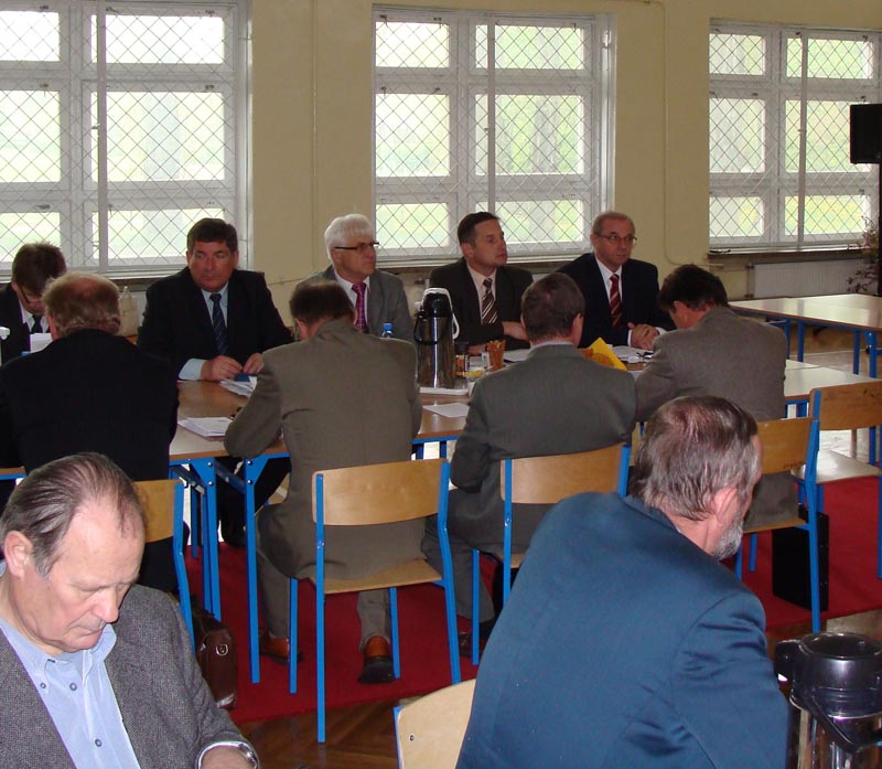 Absolutorium dla Zarządu Powiatu - 30.04.2008