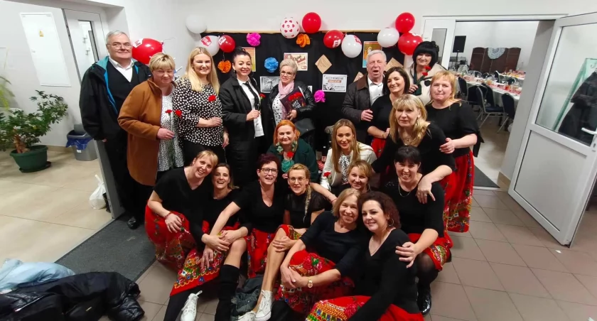 Dzień Kobiet w Świetlicy w Żdżarowie - biesiada była bardzo udana [FOTO]