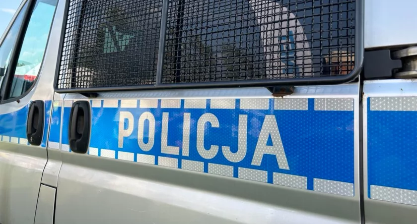 Pseudokibice zaatakowali uczniów szkoły średniej - napastnicy pomylili się