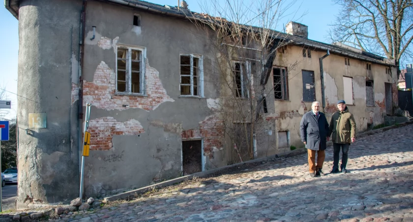 Kamienica przy Farnej 13 w Sochaczewie - czy uda się uratować zabytek?