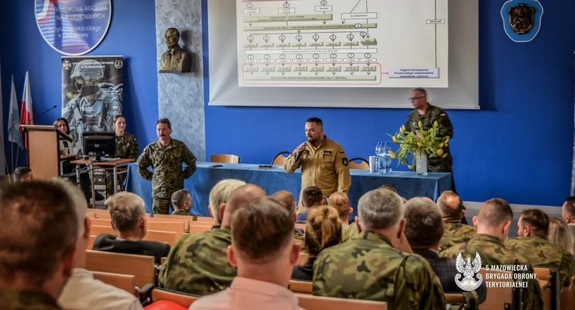 Współpraca w obliczu kryzysu - mazowieckie Brygady na wspólnych warsztatach