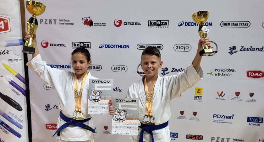 9 medali młodych karateków z Sochaczewa w Pucharze Polski w Karate Poznań 2024