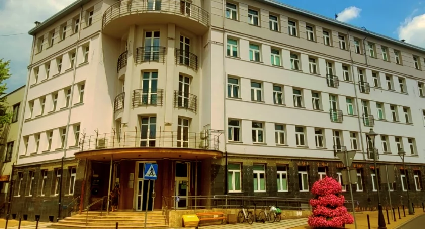 Kluczowa sesja rady miasta: dołącz do debaty o stanie miasta