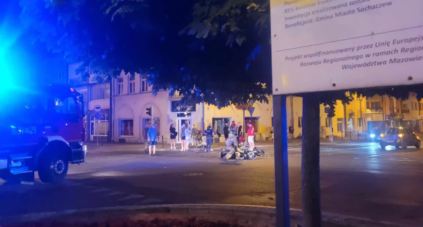 Zderzenie motocykla z samochodem osobowym