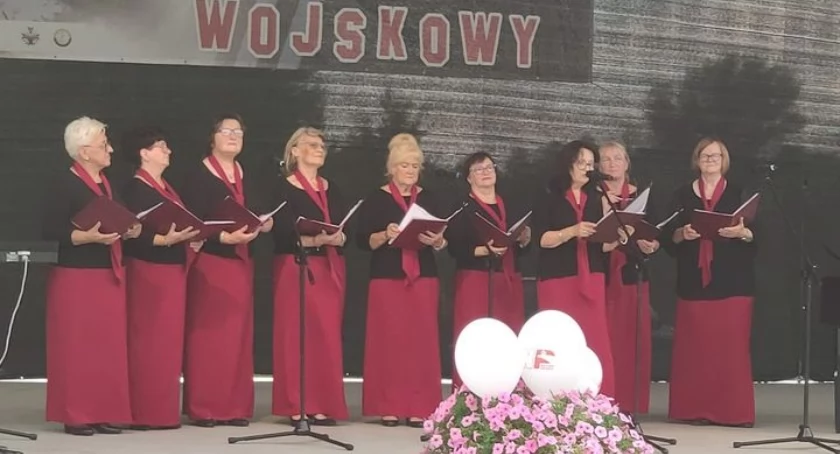 Udział UTW w VII Pikniku Wojskowym w Sochaczewie