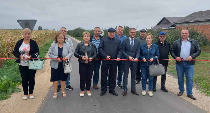 Gmina Rybno: Zakończył się generalny remont drogi gminnej w miejscowości Stary Szwarocin, inwestycja za 230 000,00 zł 