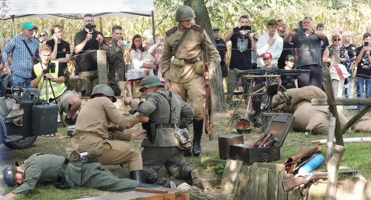 V Rodzinny Piknik Historyczny - Pamiętając o przeszłości - Sochaczew 1939-1945 przeszedł do historii