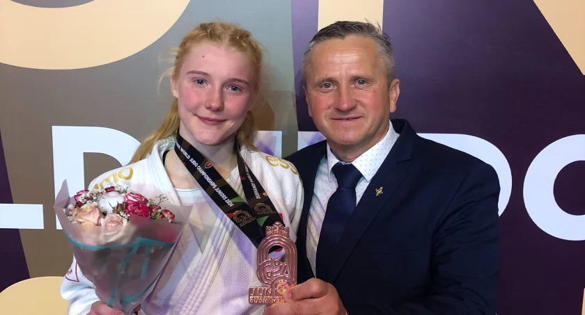 Karolina Siennicka zawodniczka Kadry Narodowej Trenera Janusza Piechny Brązową Medalistką Mistrzostw Świata w Judo -Dushanbe 