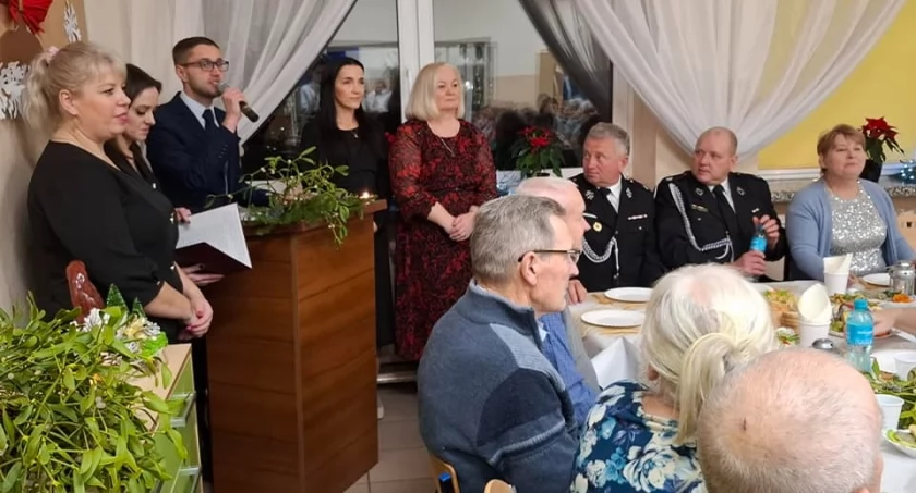 Gmina Rybno: Wyjątkowy Wieczorek Wigilijny dla seniorów, osób niepełnosprawnych oraz samotnych mieszkańców  gminy 