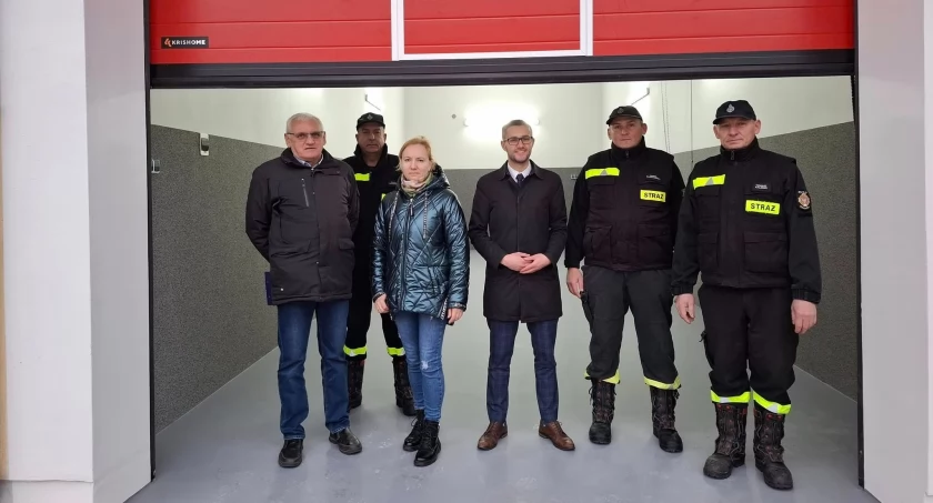 Gmina Rybno: Zakończył się remont garażu samochodu pożarniczego Ochotniczej Straży Pożarnej w Erminowie, inwestycja za 70 000,00 zł 