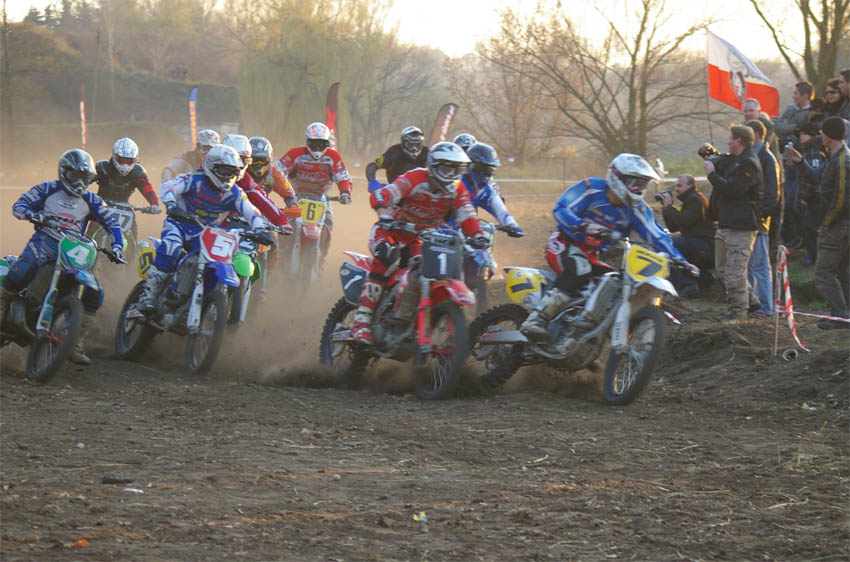 Okrągły motocross w Sochaczewie