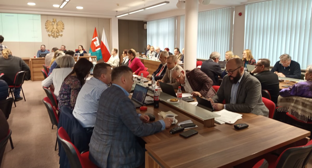 Ograniczą wystąpienia radnych