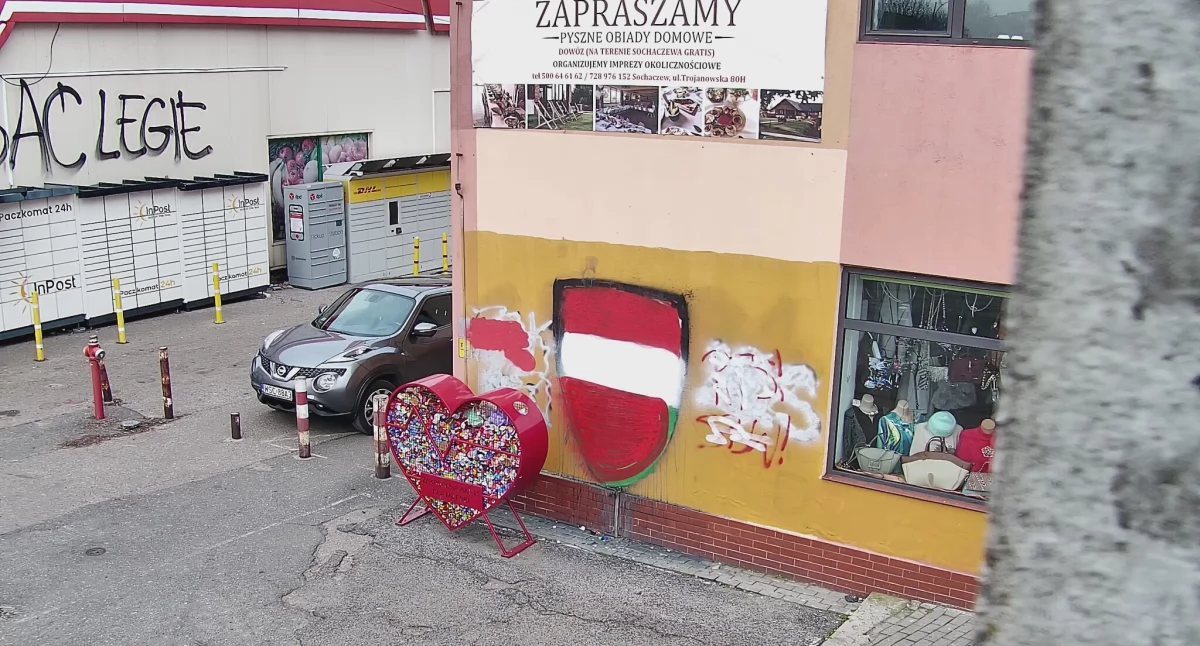Kibicowski wandalizm w Sochaczewie. Awaria prądu ułatwiła działanie sprawcom