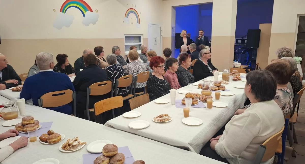 Gmina Rybno: Udane „Spotkanie przy pączku”, czekały słodkości oraz świetna zabawa 