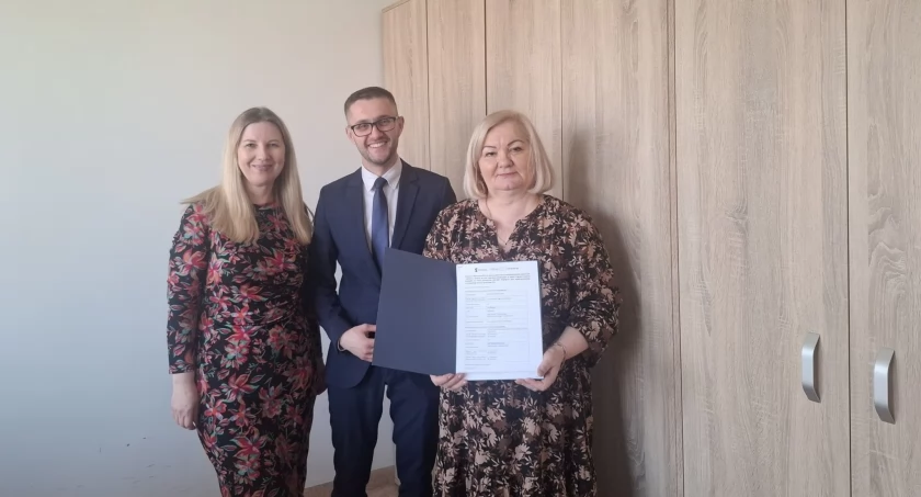 Gmina Rybno: Kolejna pomoc trafi do potrzebujących mieszkańców gminy, umowa z Bankiem Żywności SOS w Warszawie podpisana