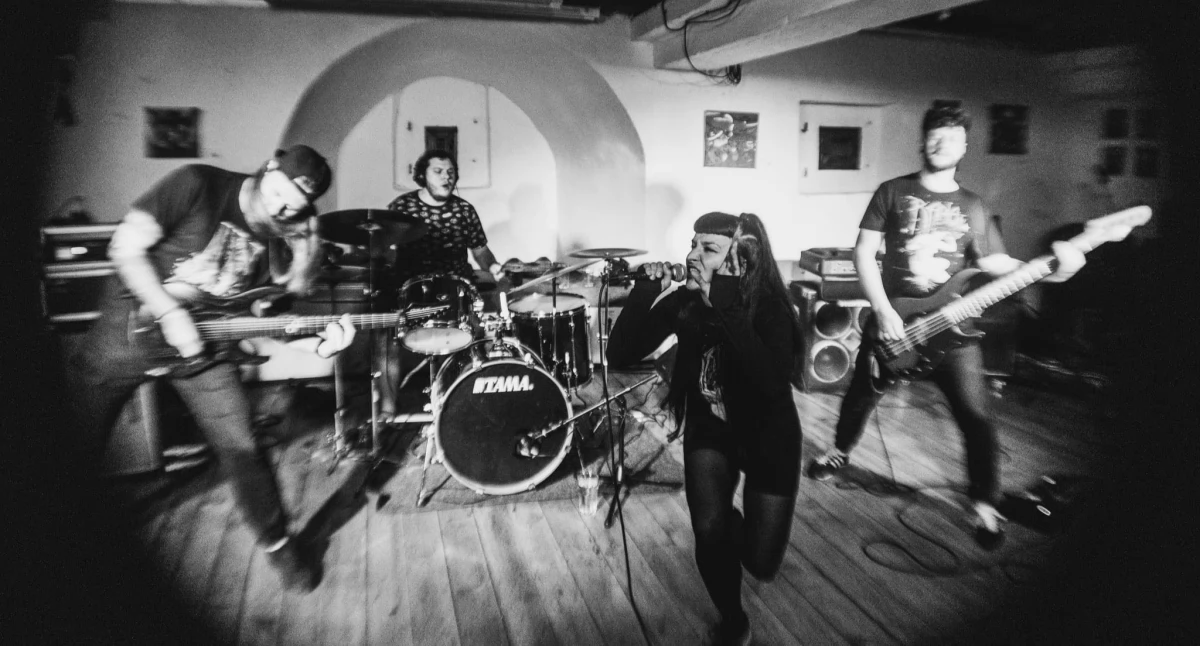Mocne uderzenie w Sochaczewie: Koncert zespołów Moira i Reagnition już w ten weekend