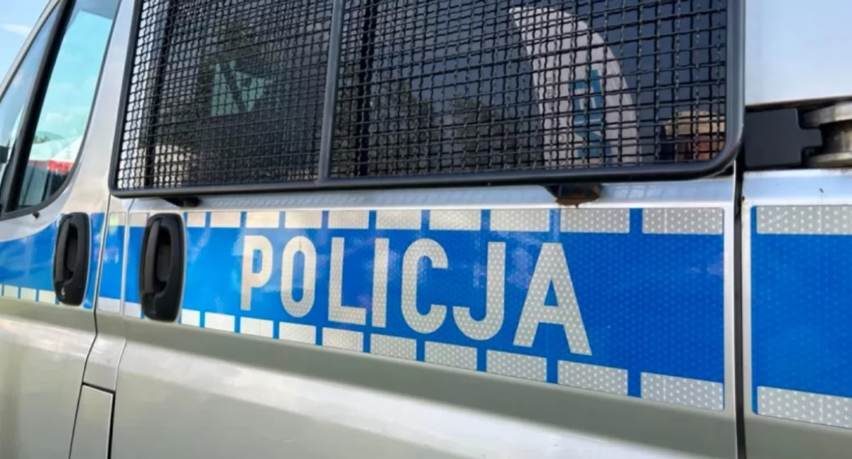 25-latek zatrzymany za kradzież oszczędności seniora – policja odzyskała pieniądze