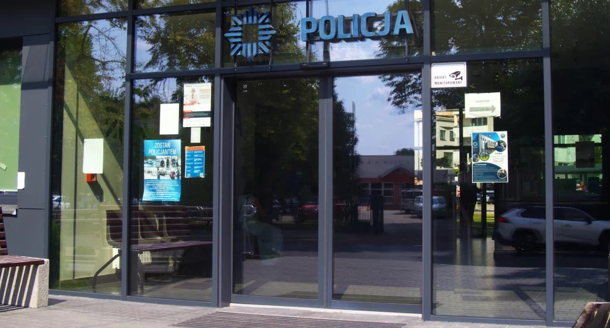 Sochaczew: 40-latek zatrzymany za przemoc, narkotyki i kradzieże perfum