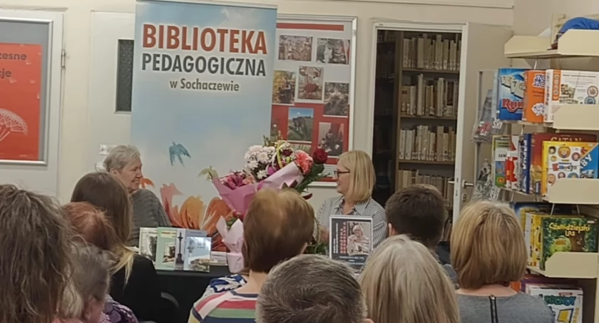 Poezja w słowie i muzyce – spotkanie z Grażyną Grobelską w Bibliotece Pedagogicznej w Sochaczewie 