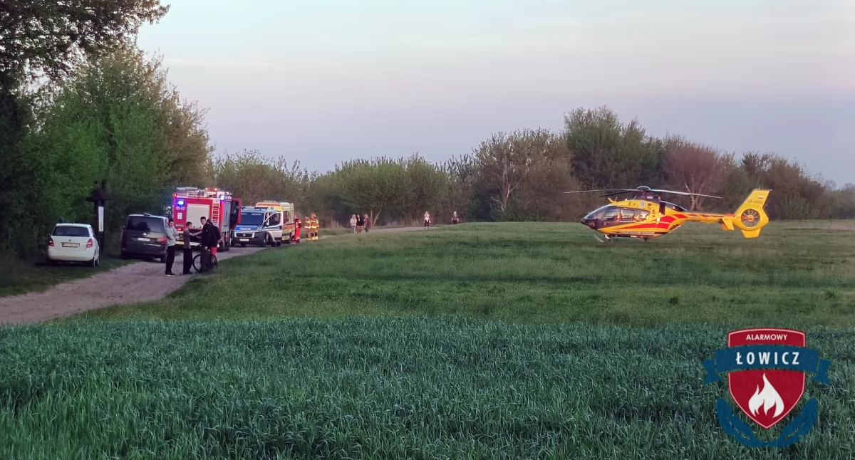 Wyłowili nieprzytomną nastolatkę z Bzury. Chwile grozy w powiecie łowickim  