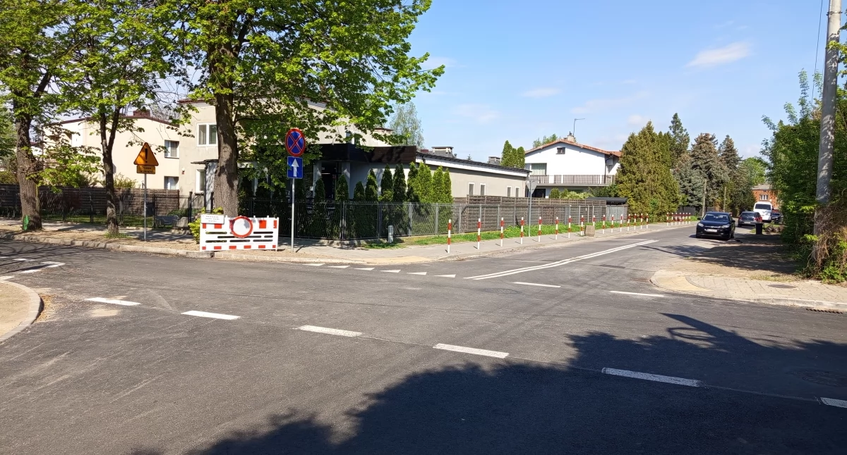 Zapomnieli o przejściu dla pieszych na Wojska Polskiego