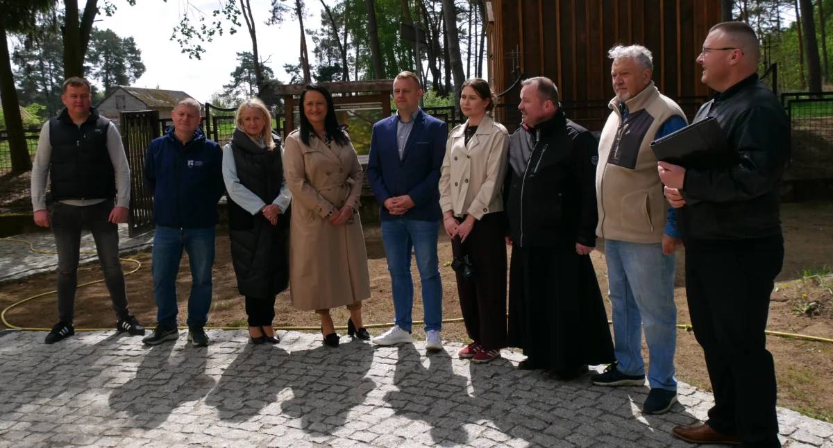 Zakończenie inwestycji pn. „Rewitalizacja otoczenia kościoła oraz dzwonnicy w m. Kamion Poduchowny”