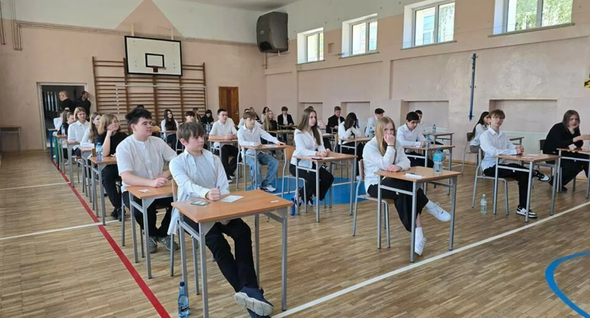 Sochaczewscy ósmoklasiści po egzaminach