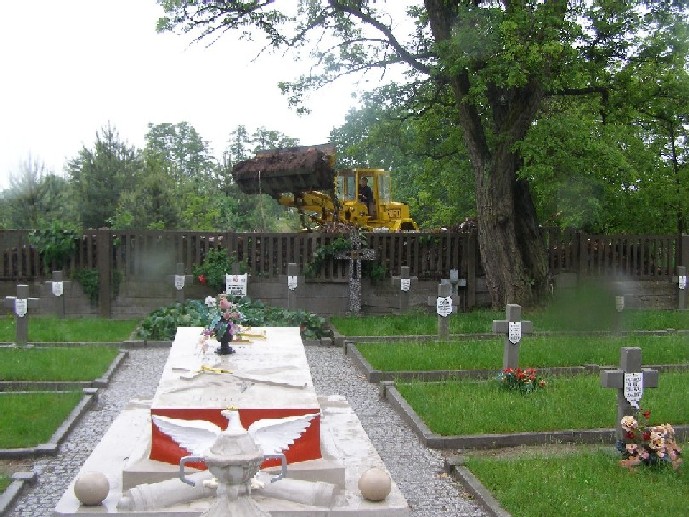 Kwatera żołnierzy WP 1939 r. w Juliopolu oczyszczona