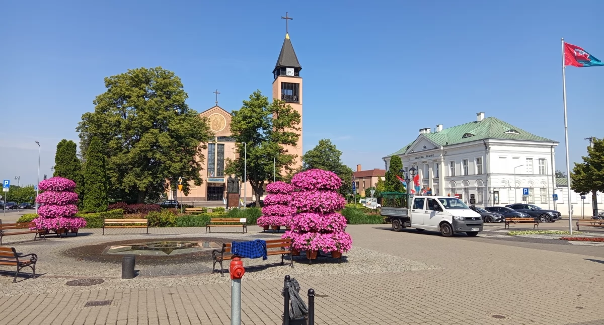 Alert dla Sochaczewa — uwaga nadciągają burze i wichury 