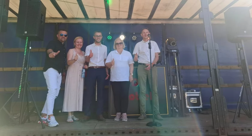 Wielka Wakacyjna Potańcówka w Matyldowie – tak Gmina Rybno wita lato!