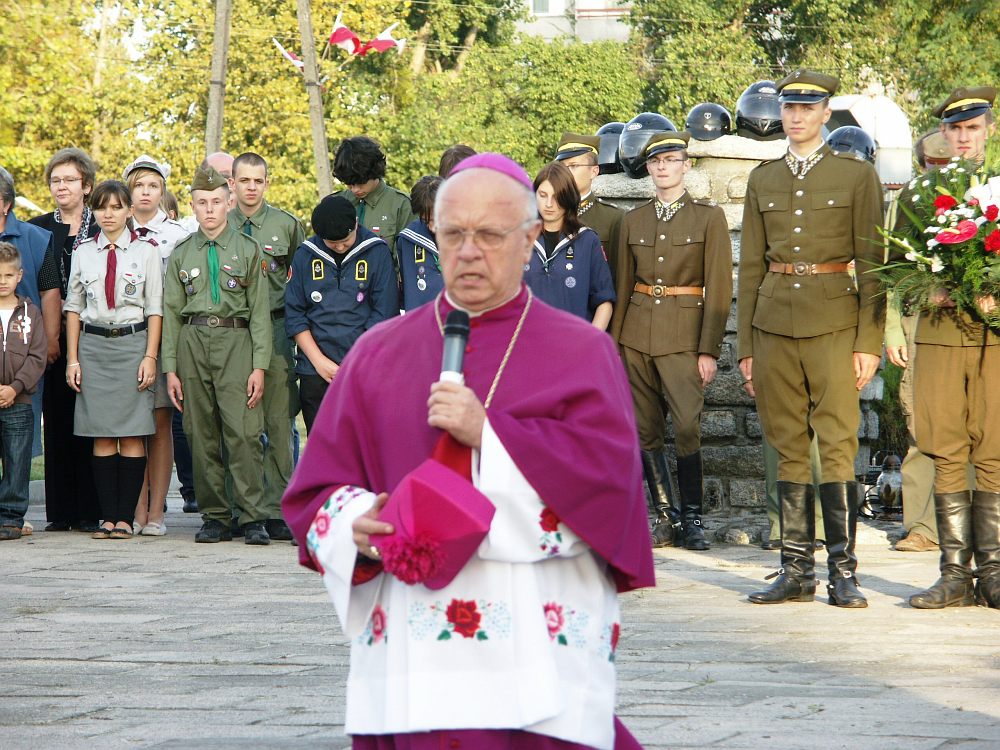 Posadzili Dęby Pamięci