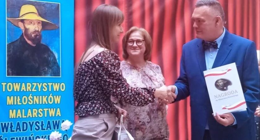 „Kobieta, która wierzy w kulturę – opowieść o Barbarze Bronicz”