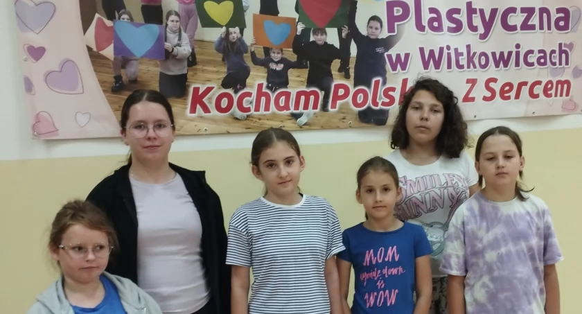  Pamiętamy. Tworzymy. Wychowujemy przez sztukę.