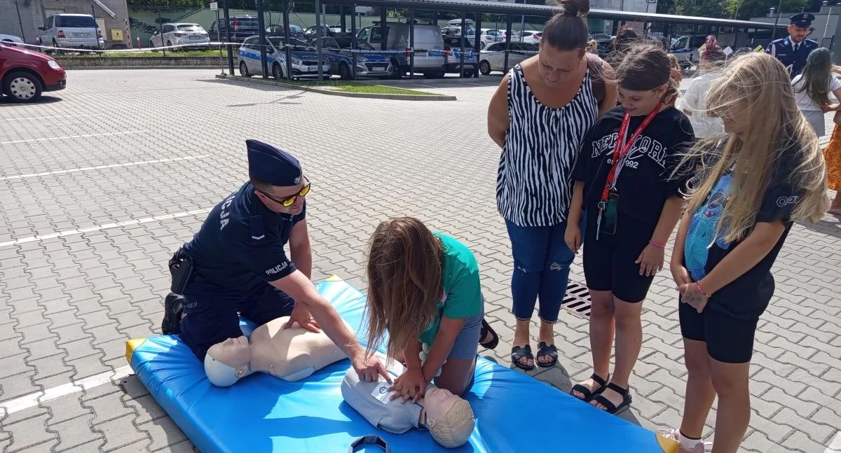 Komenda od środka — Policyjny Piknik Edukacyjny w Sochaczewie 