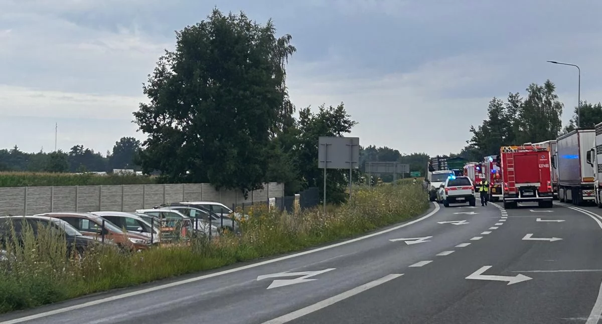 Zderzenie ciężarówek w Kamionie - droga DK 50 zablokowana 