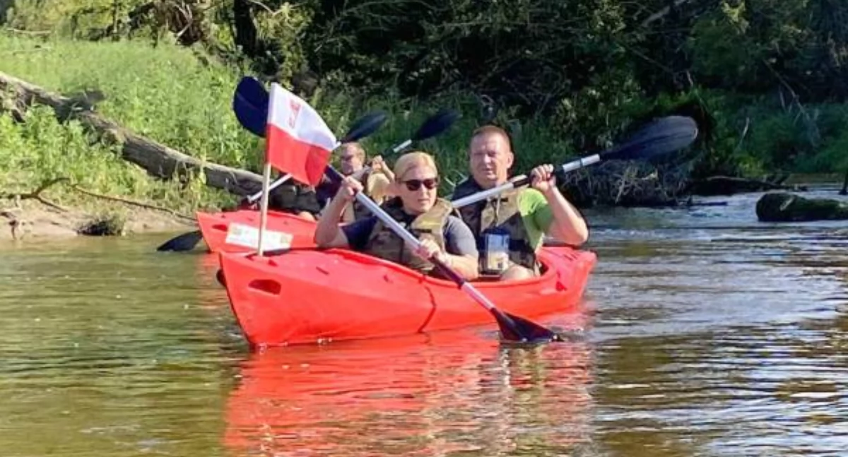 Regaty o Puchar Bzury — wyścigi na deskach i kajakach