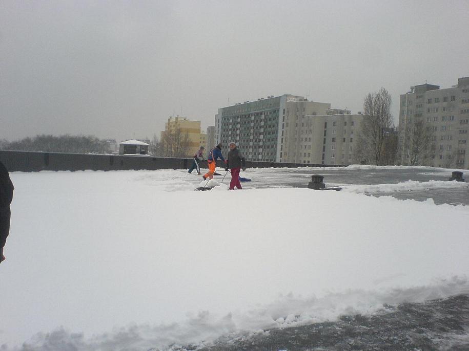 Apel o odśnieżanie dachów