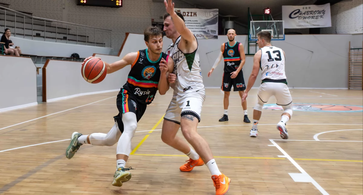 Rysie Sochaczew rozpoczęły przygotowania do 2 ligi – pierwszy sparing za nami