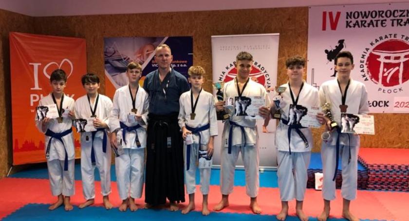 Młodzi Karatecy z Sochaczewa mocno rozpoczęli NOWY ROK