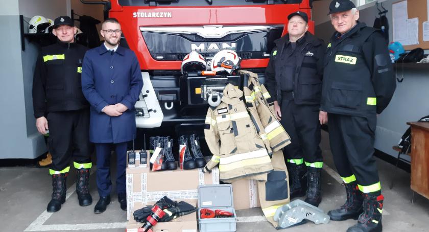 Gmina Rybno: Uroczyste przekazanie sprzętu dla jednostek Ochotniczych Straży Pożarnych