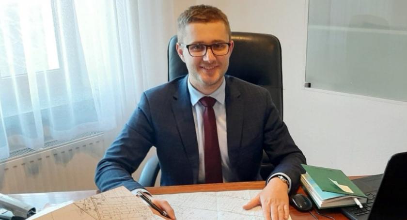 Wójt Damian Jaworski składa życzenia z okazji Dnia Pracownika Socjalnego