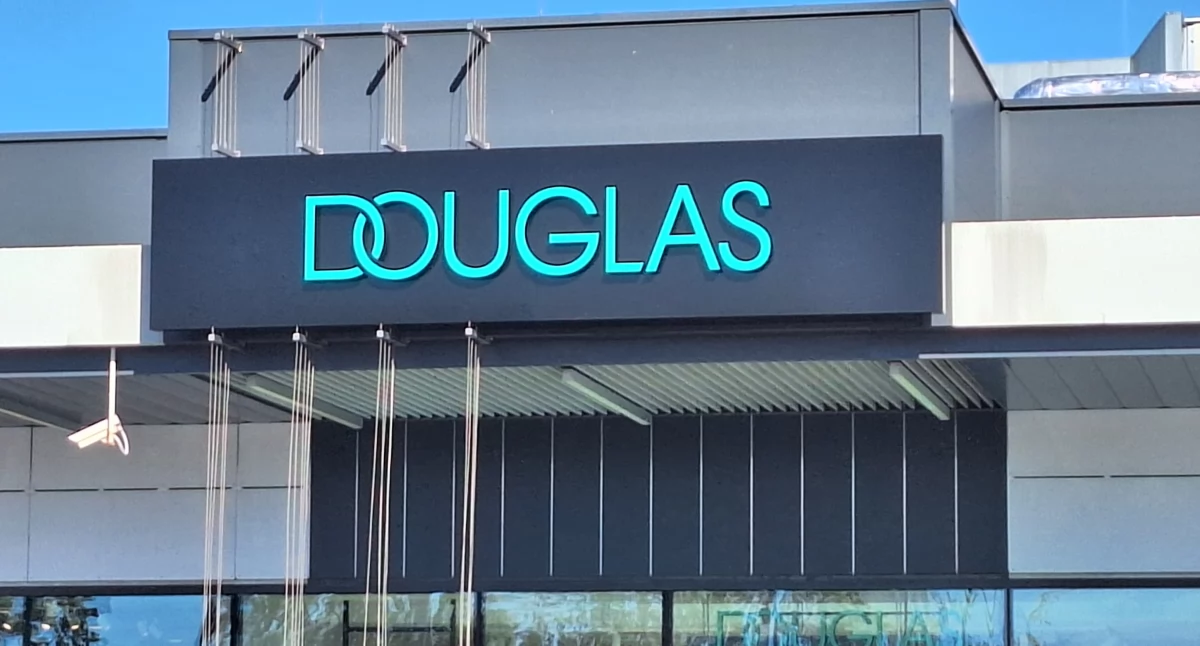 Perfumeria Douglas w Sochaczewie już otwarta