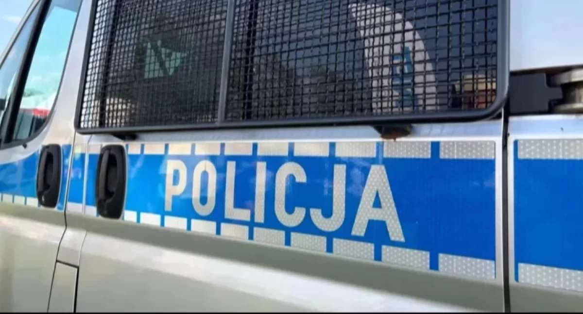 Pchnęła nożem matkę — tragedia w Kampinosie