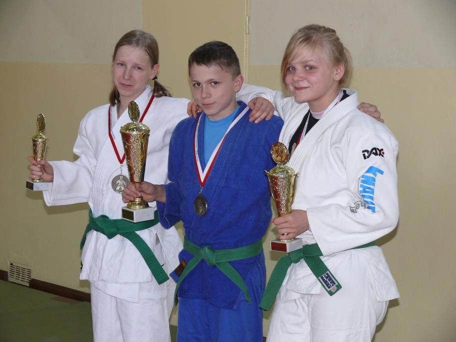 Złoto Bartka, Srebro Wioli i brąz Kasi na Pucharze Polski Juniorów Młodszych Judo.