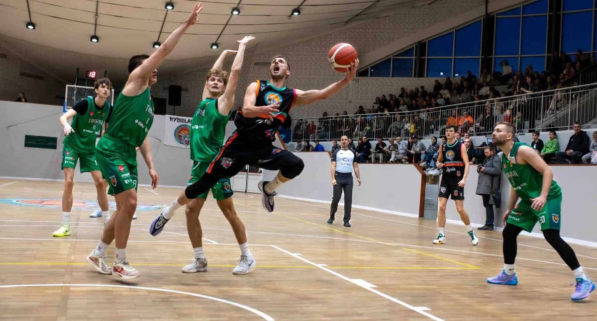 Rysie Sochaczew – Mocny start, gorzka porażka